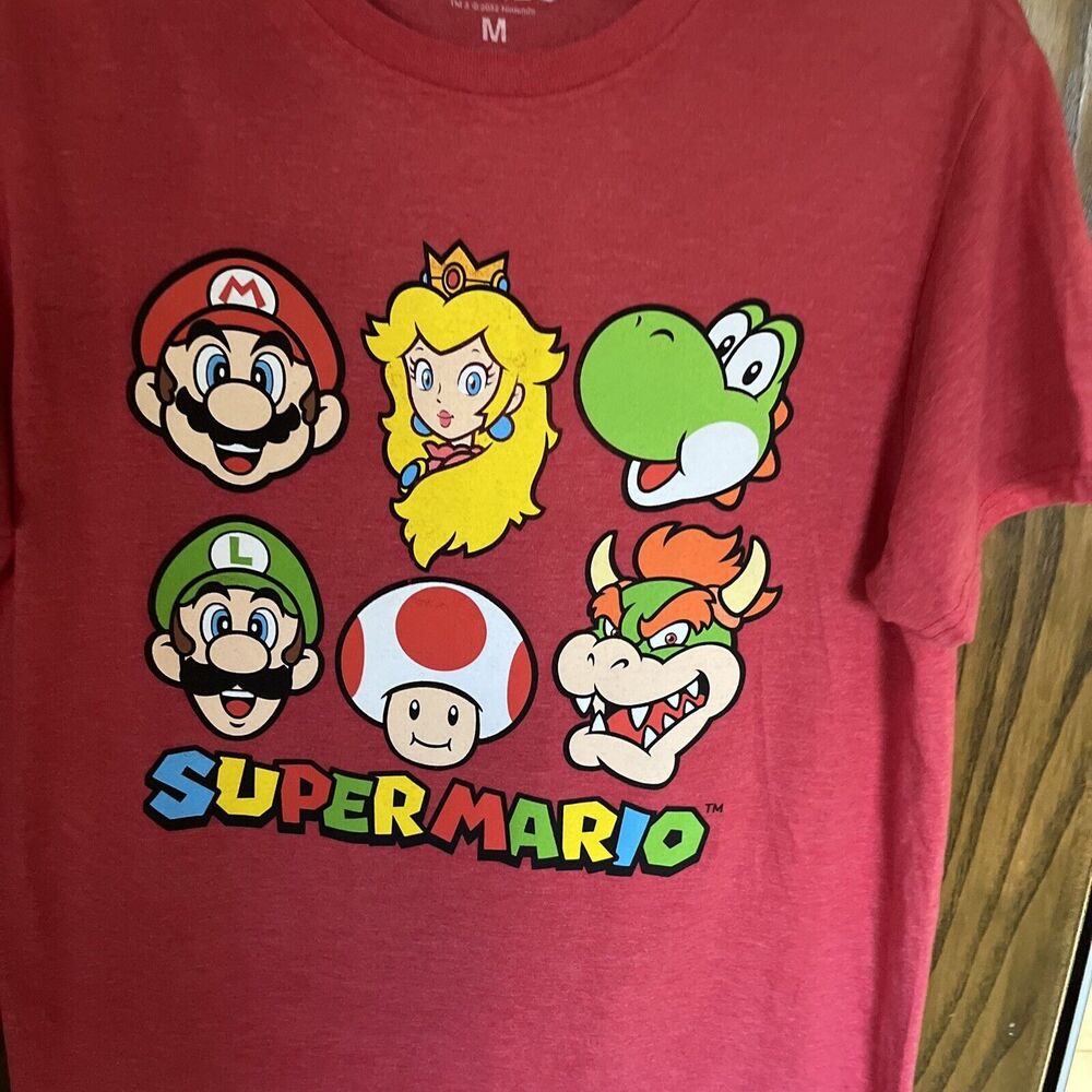 M Super Mario red graphic t-shirt cotton/polyester Made in Mexico machine wash